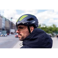 Kép 4/5 - ABUS kerékpáros városi sisak Hyban 2.0 ACE, ABS, beépített átlátszó szemüveggel, polar white, M (52-58 cm)