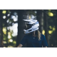 Kép 2/3 - ABUS kerékpáros sport sisak HiDrop, In-Mold, shiny white XL (61-62 cm)