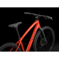 Kép 2/4 - Trek Dual Sport 2 Gen5 kerékpár piros
