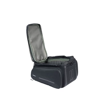 Basil csomagtartó táska Move Trunkbag, MIK 2.0 adapterrel (TBA 70173), 10-26 literes, fekete